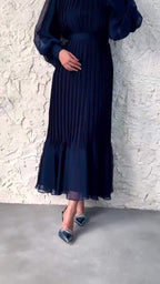 Elegant Mature Women's Spring New Cross-Border Long Pleated Dress