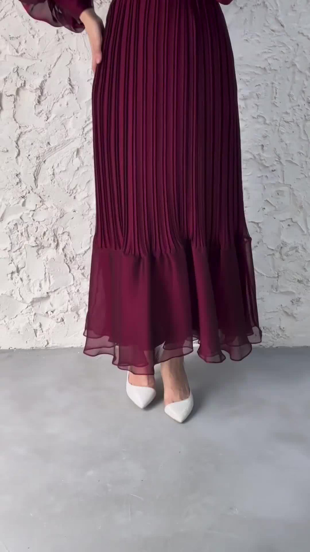 Elegant Mature Women's Spring New Cross-Border Long Pleated Dress