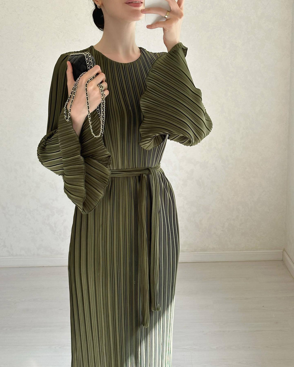 Women's Autumn New Long Dress Elegant Pleated Flared Sleeve Mid-Length Dress