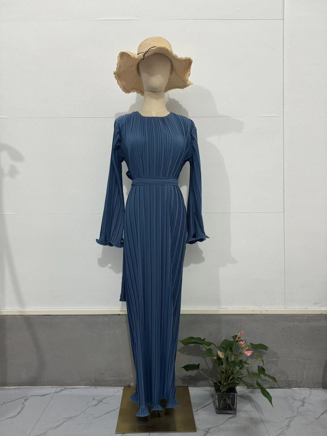 Women's Autumn New Long Dress Elegant Pleated Flared Sleeve Mid-Length Dress