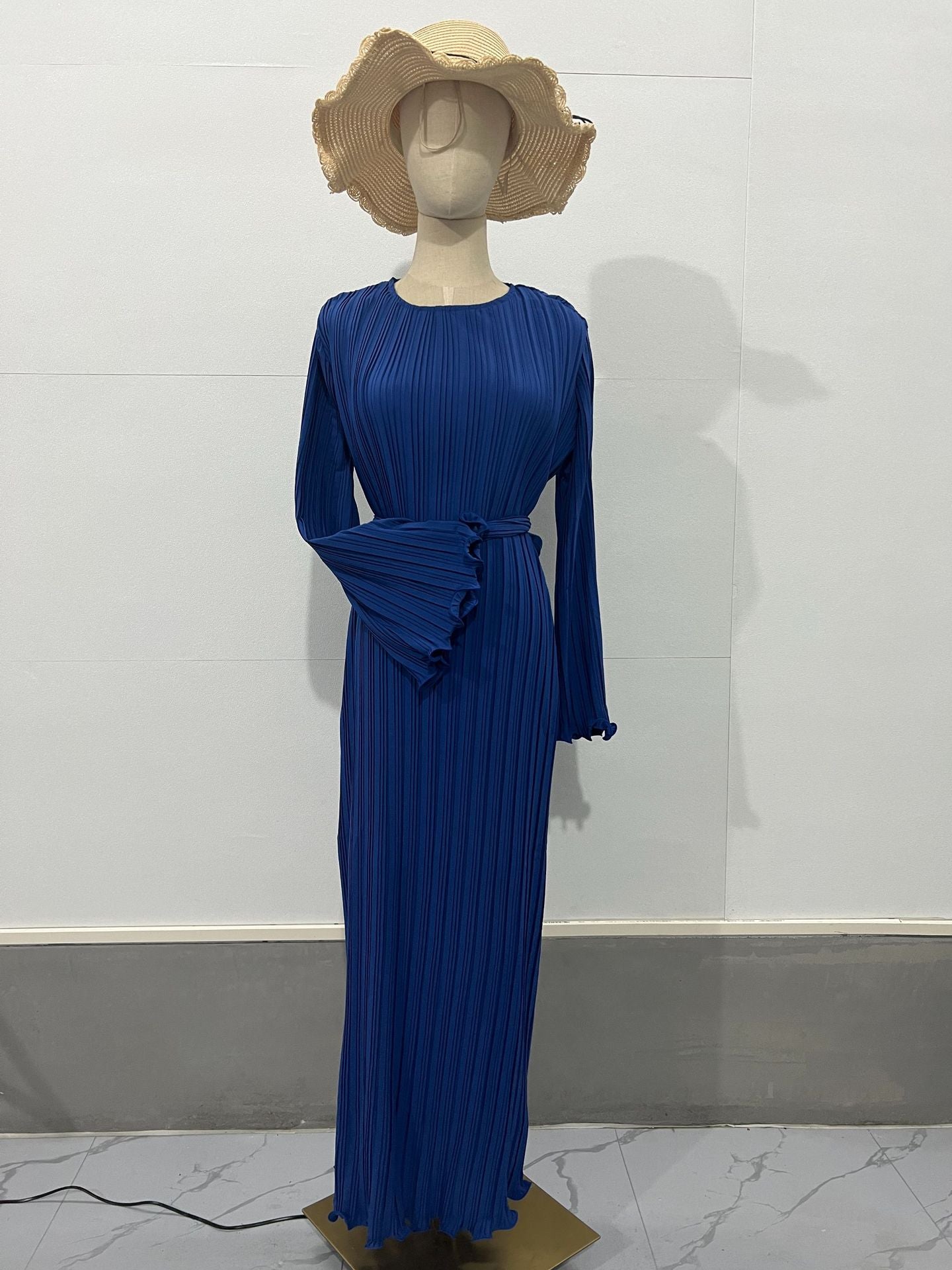 Women's Autumn New Long Dress Elegant Pleated Flared Sleeve Mid-Length Dress