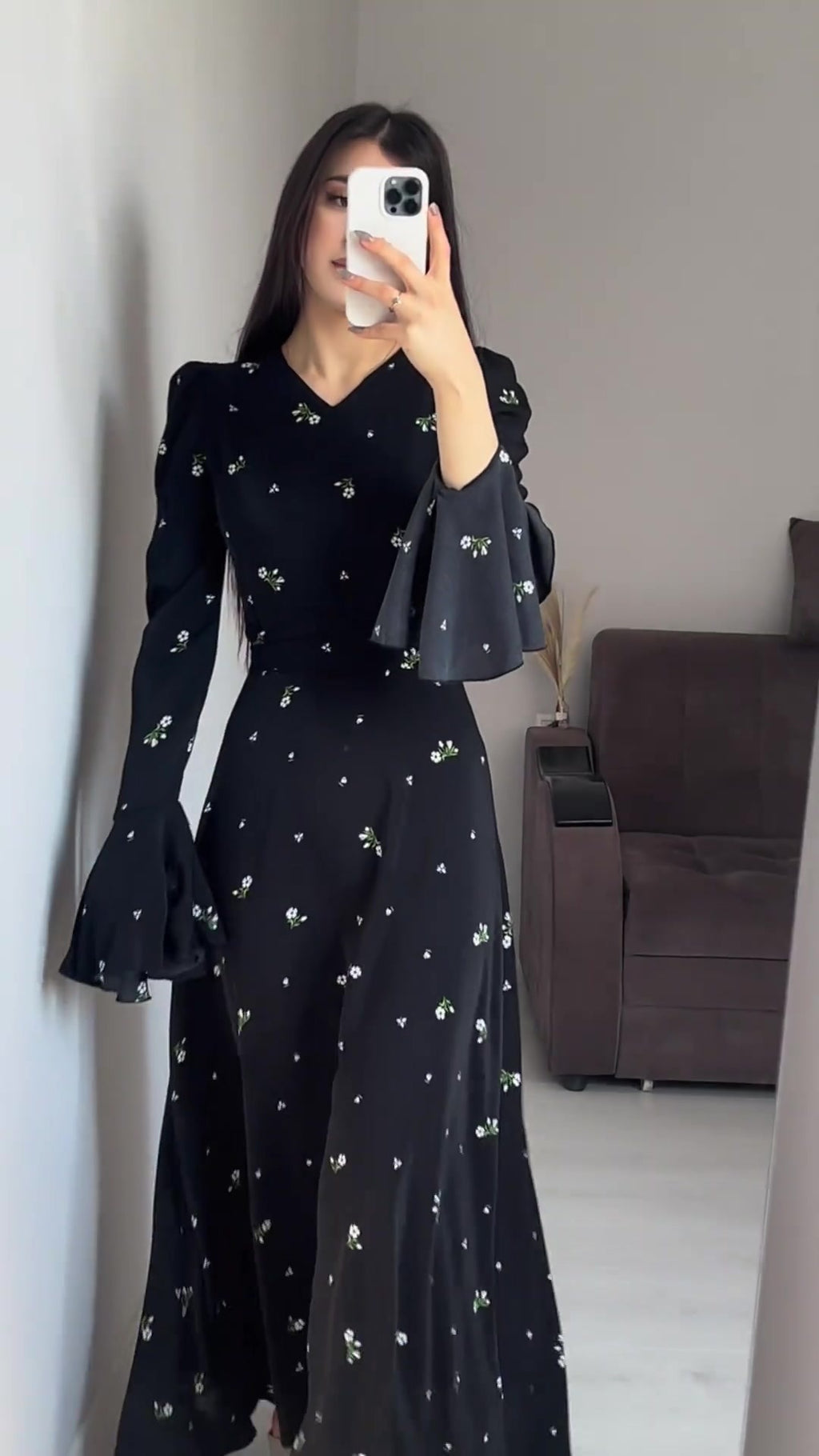 Spring New Ruffle Sleeve Waist-Cinching Floral Gentle Style Long Dress