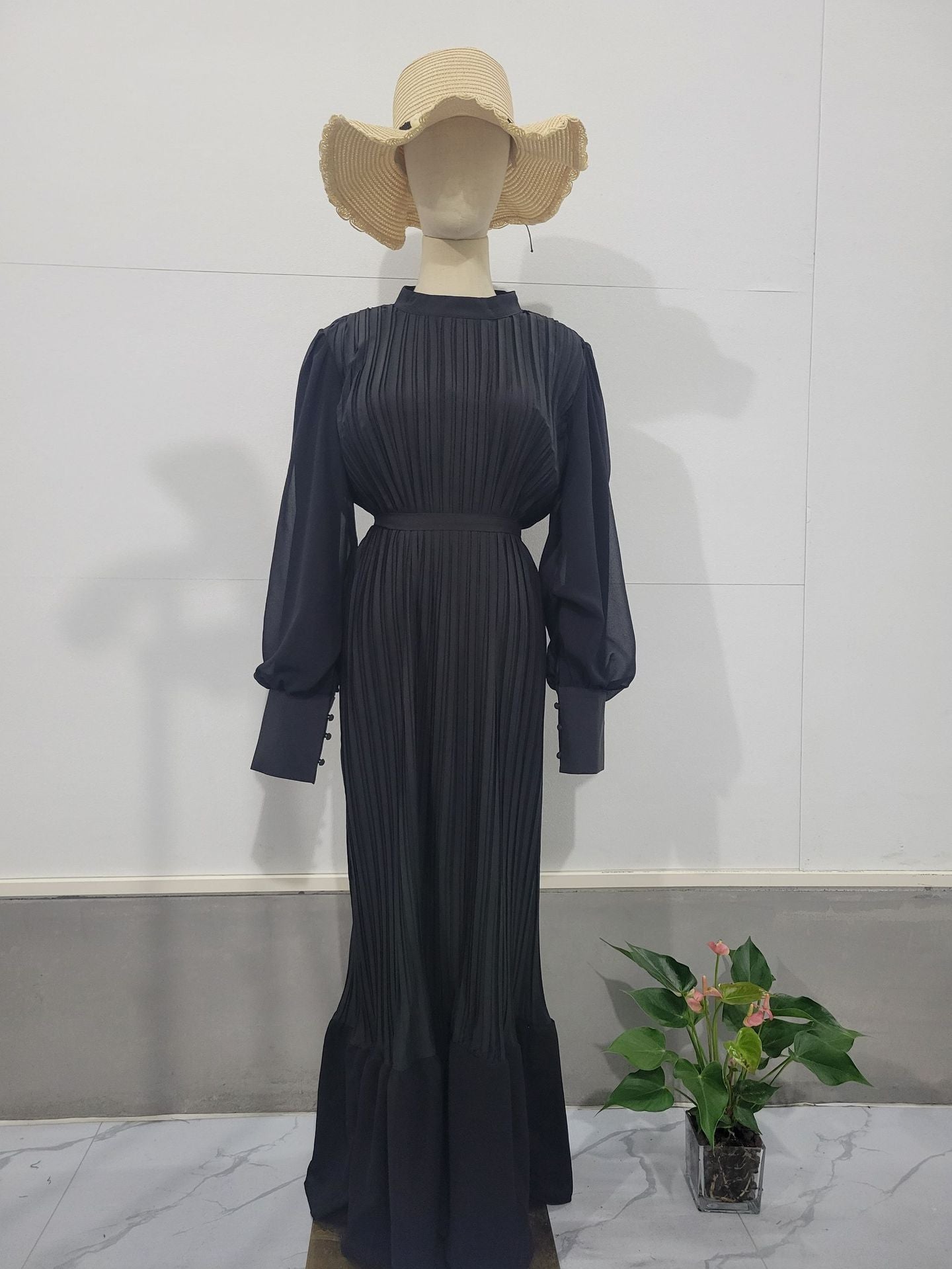 Elegant Mature Women's Spring New Cross-Border Long Pleated Dress