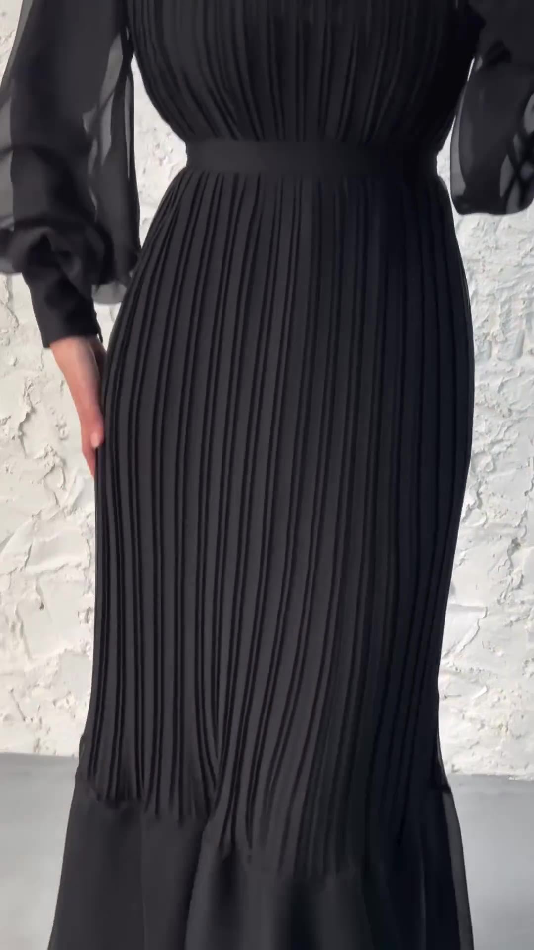 Elegant Mature Women's Spring New Cross-Border Long Pleated Dress