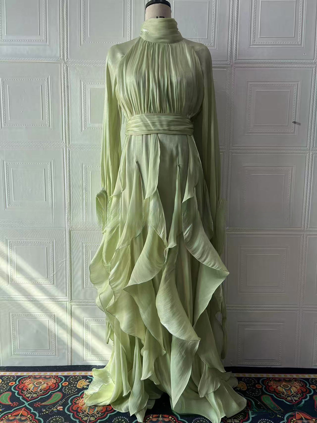 Women's Elegant Fashion Ruffled Slim Dress