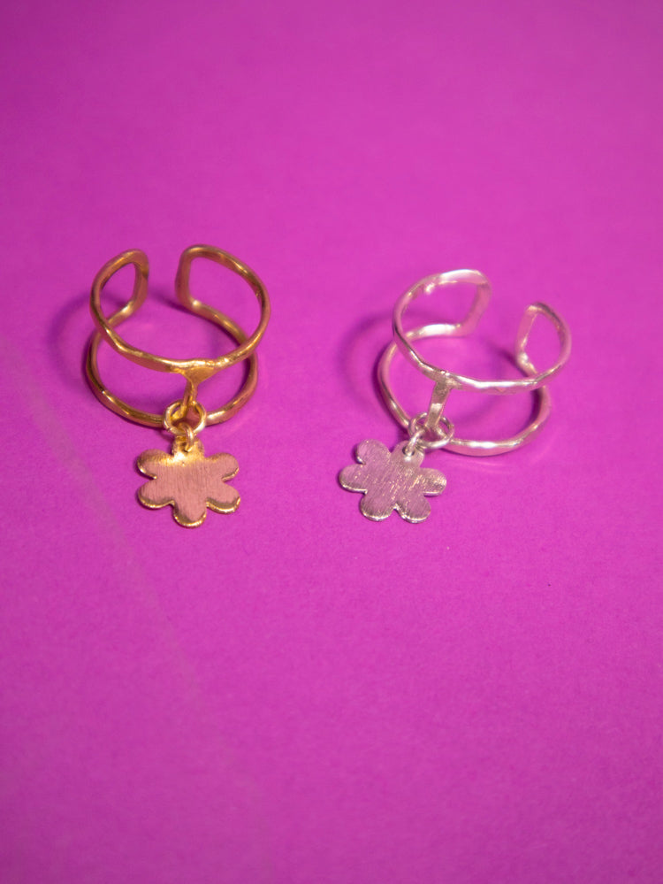Petite Flower Charm Ring - Silver