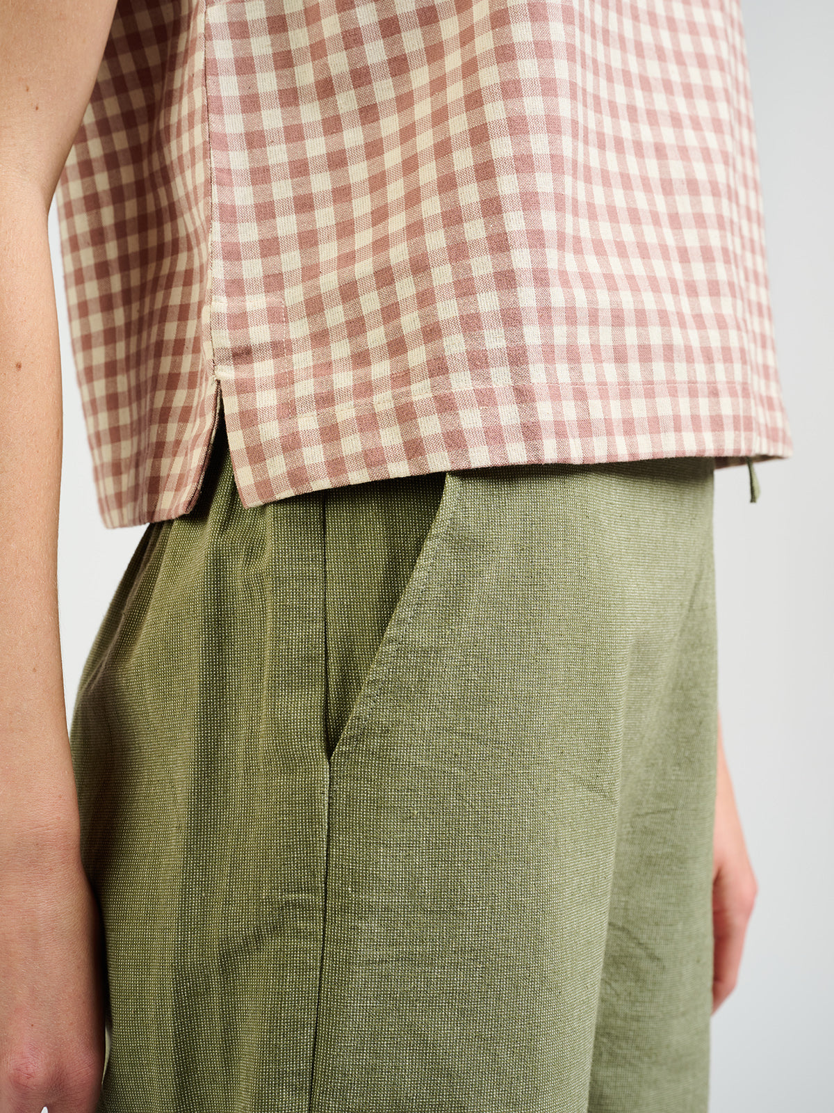Larisa Short - Olive Chambray
