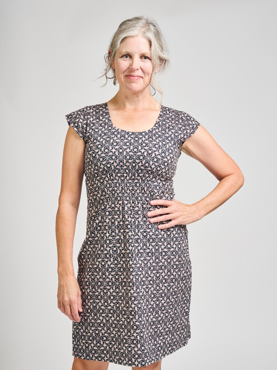 Artsy Traveler Dress - Black Botanical