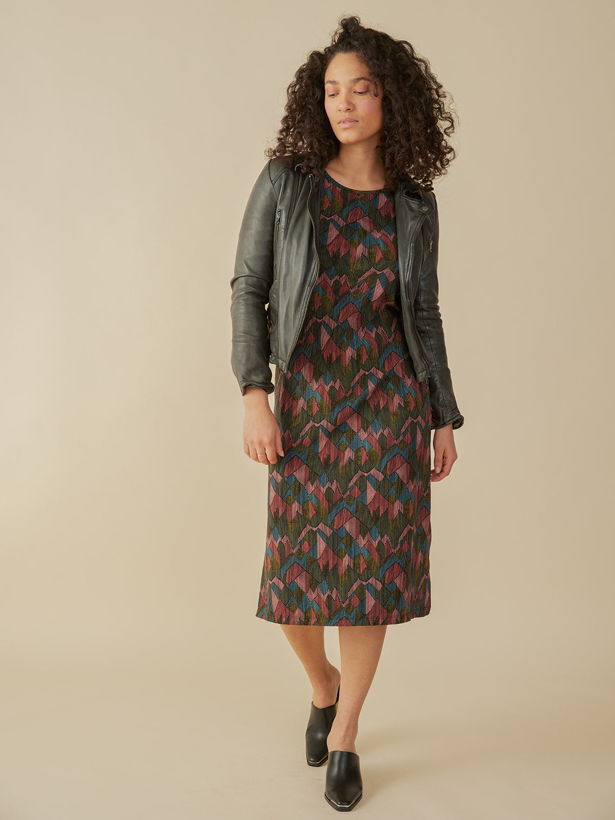 Nova Long Sleeve T-Shirt Midi Dress - Geo Jewels