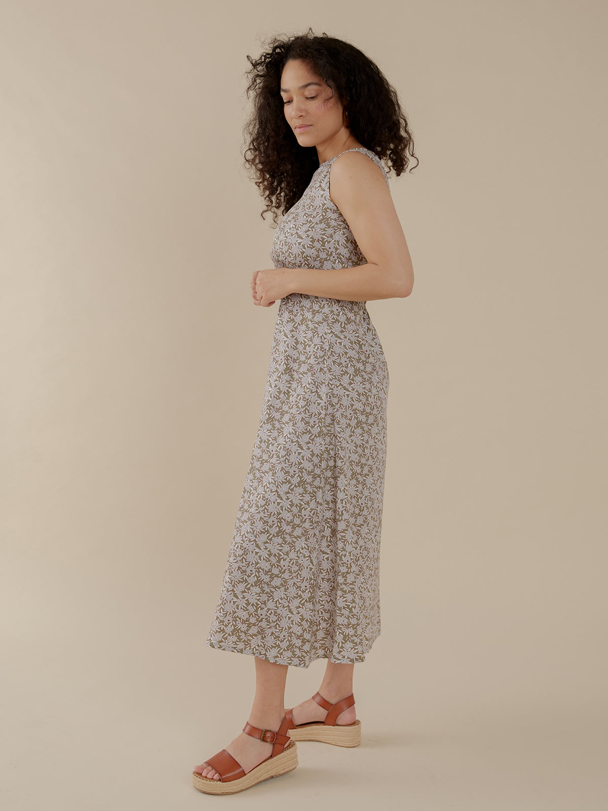 Artsy Traveler Sleeveless Midi Dress - Olive Flowers