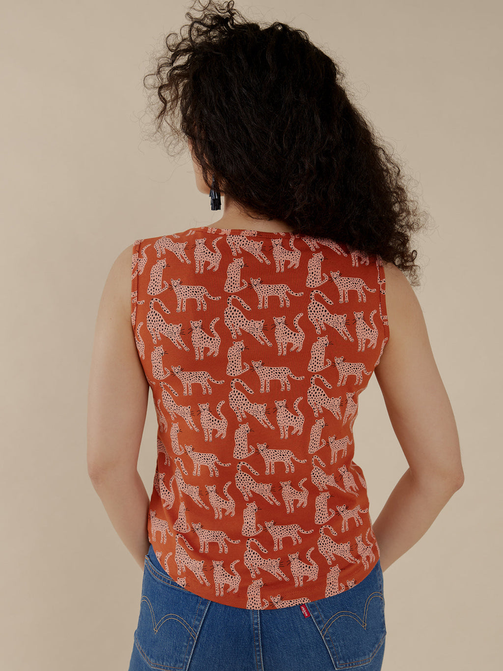 Millie Muscle Tee - Leopard Sienna