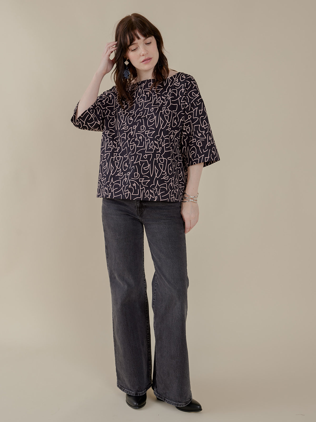 Ruth Top - Black Lines