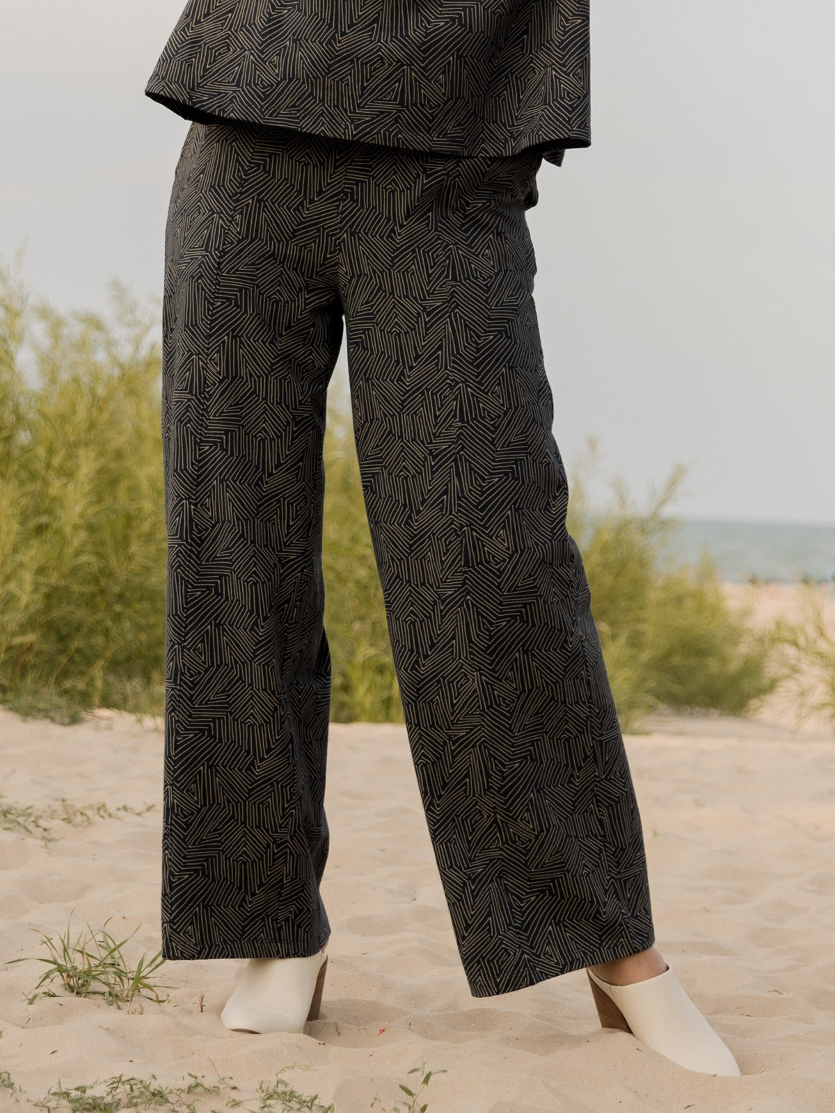 Lia Pant - Tree Rings Slate