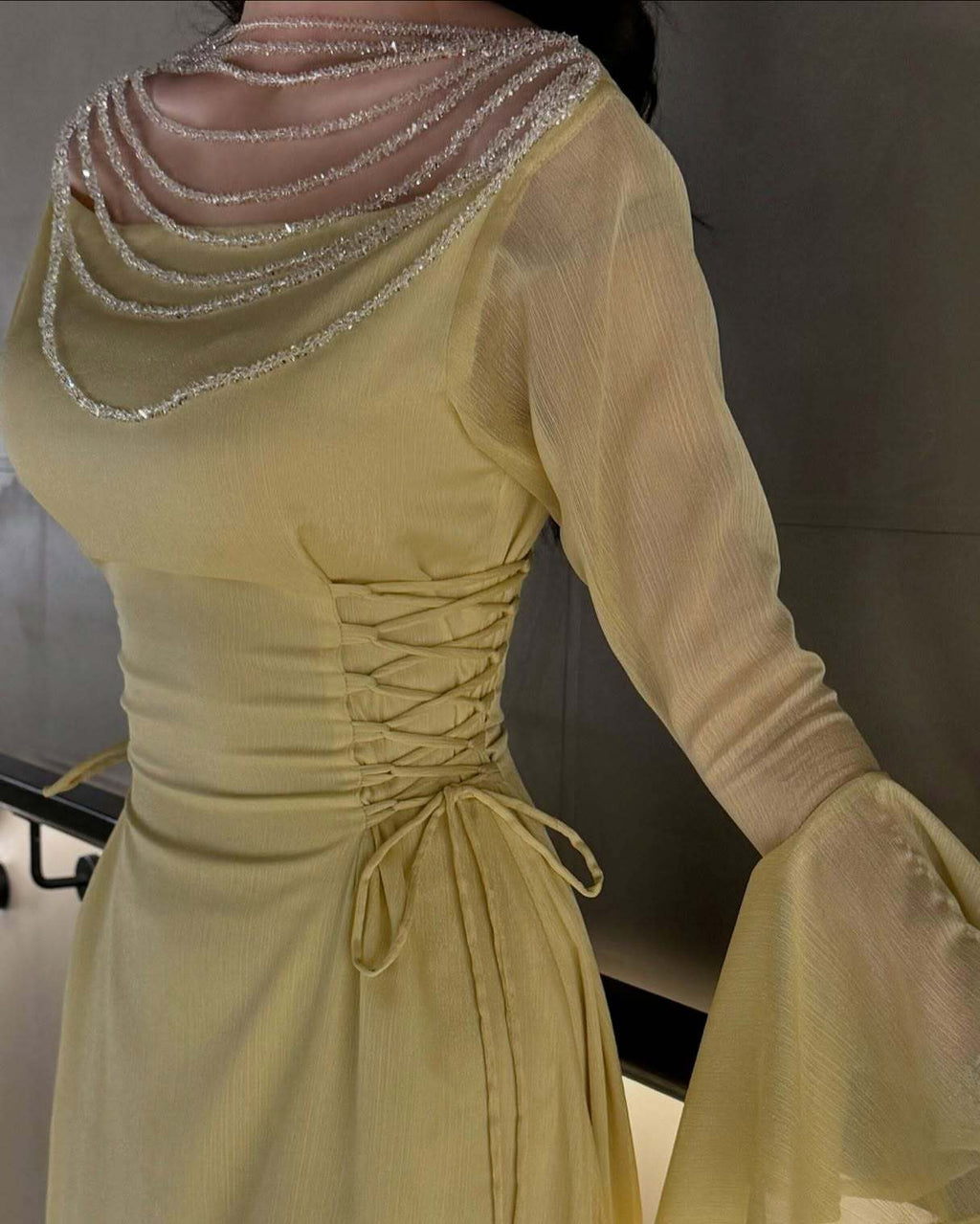 2025 Spring and Summer Sexy Bead Chain Lace-up Dress