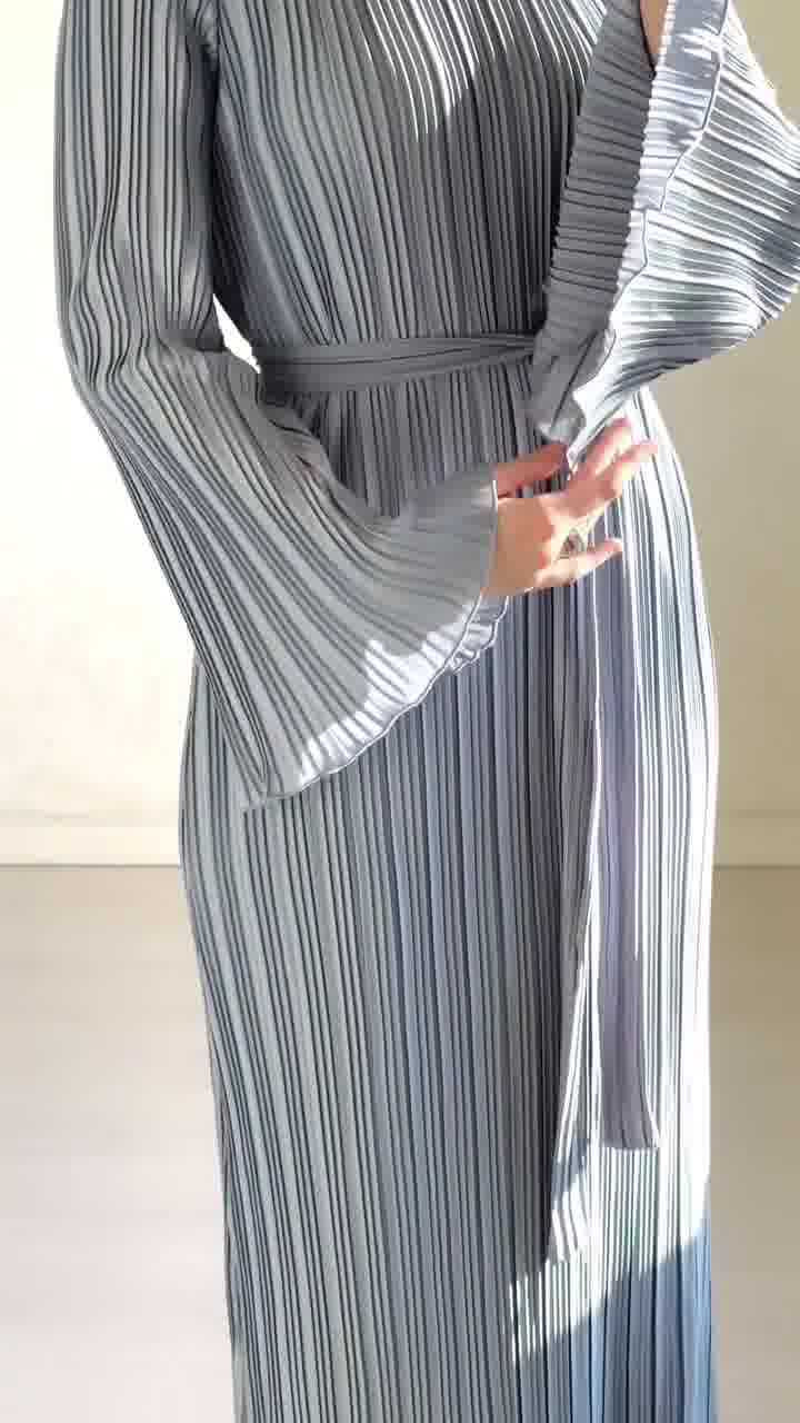 Women's Autumn New Long Dress Elegant Pleated Flared Sleeve Mid-Length Dress