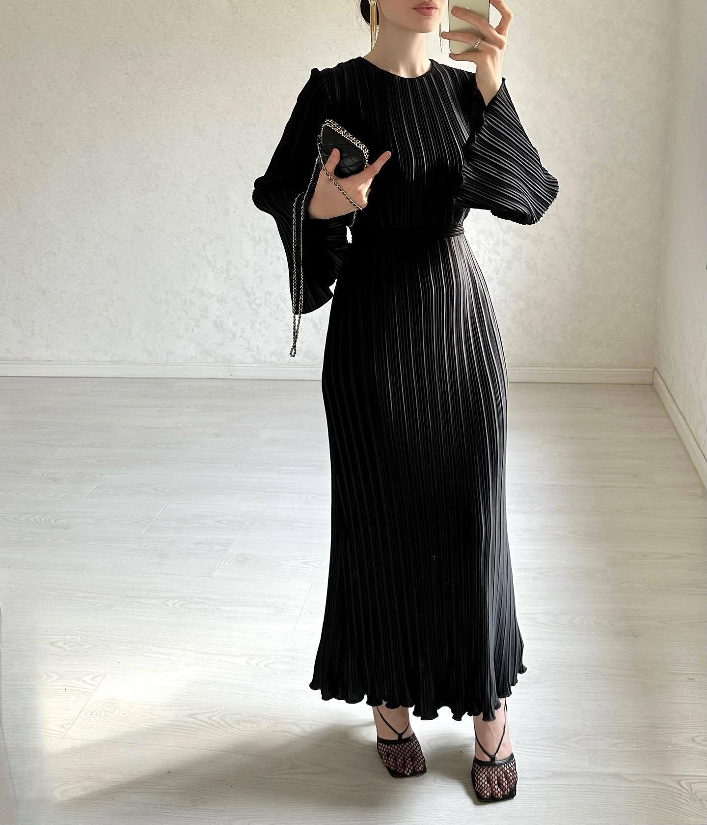 Women's Autumn New Long Dress Elegant Pleated Flared Sleeve Mid-Length Dress