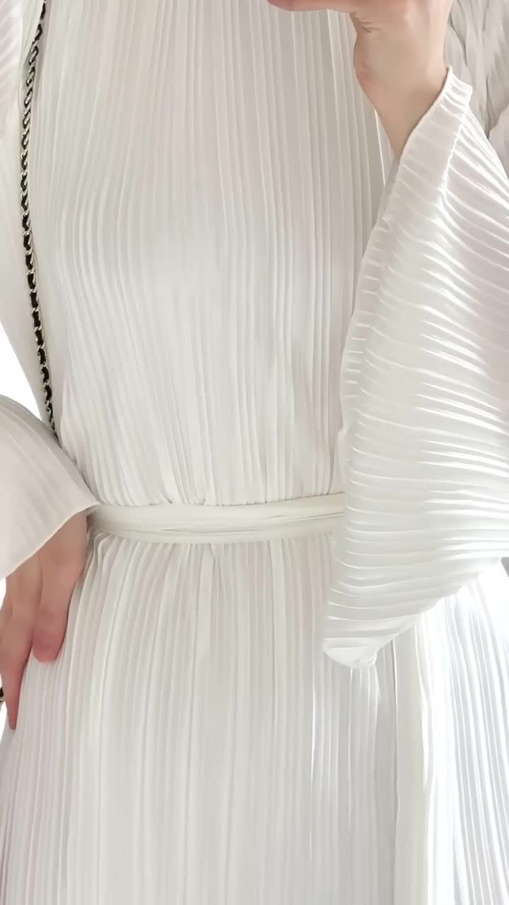 Women's Autumn New Long Dress Elegant Pleated Flared Sleeve Mid-Length Dress