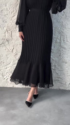 Elegant Mature Women's Spring New Cross-Border Long Pleated Dress