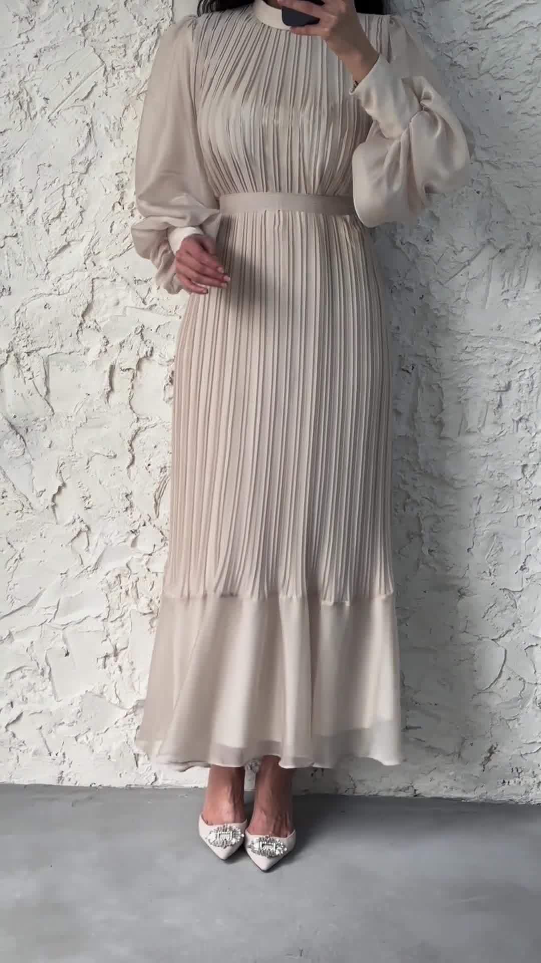 Elegant Mature Women's Spring New Cross-Border Long Pleated Dress