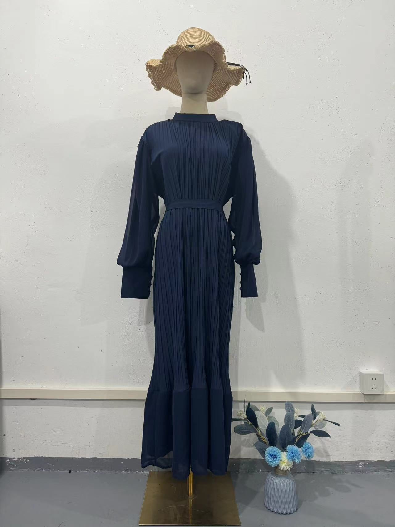 Elegant Mature Women's Spring New Cross-Border Long Pleated Dress