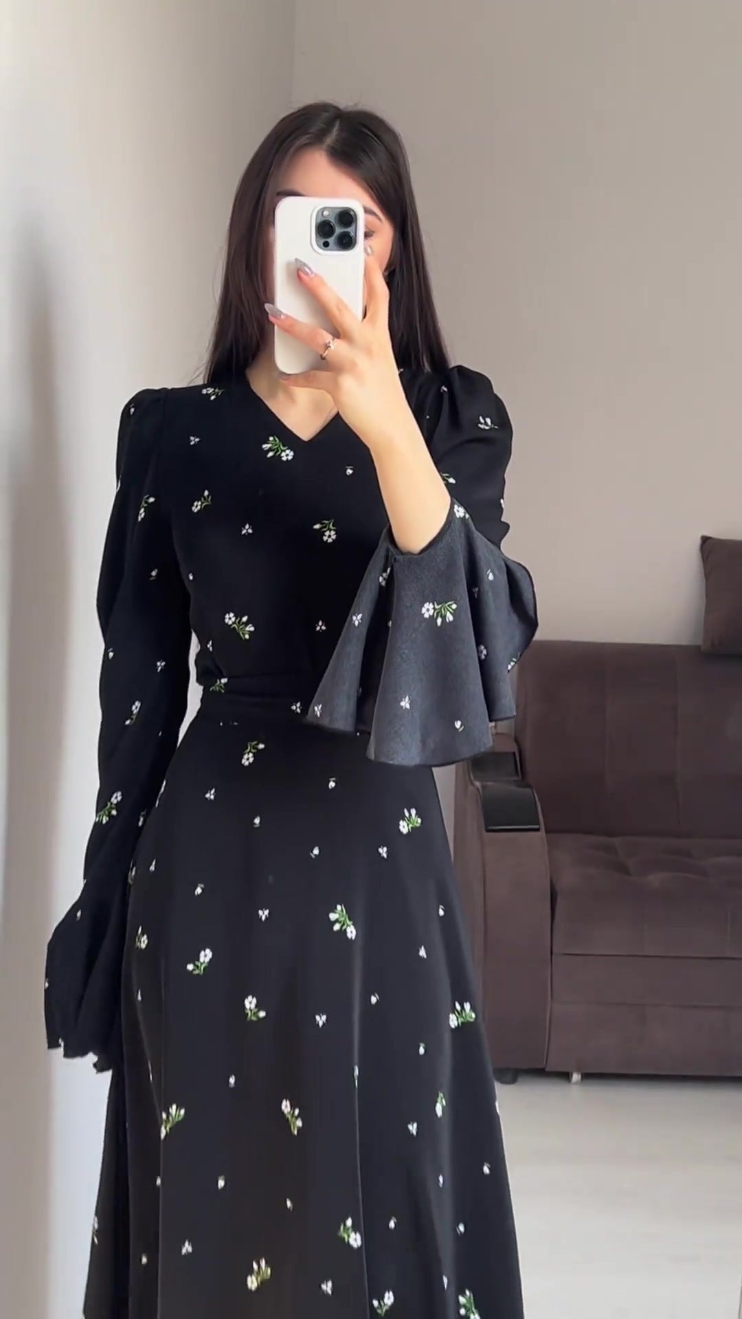 Spring New Ruffle Sleeve Waist-Cinching Floral Gentle Style Long Dress